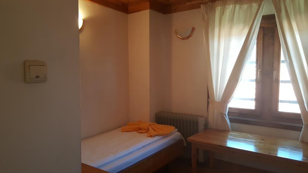Guest House Lina Koprivshtitsa Buitenkant foto